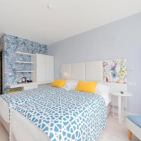 Amadria Park Family Jakov Hotel 4*