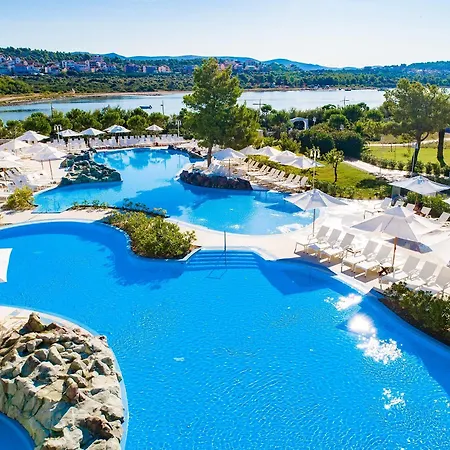 Ξενοδοχείο Amadria Park Family Jakov Σίμπενικ