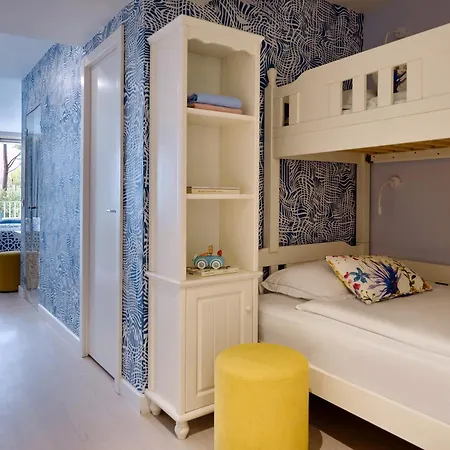 Ξενοδοχείο Amadria Park Family Jakov 4*