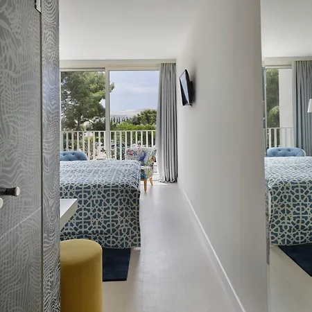 Amadria Park Family Jakov Hotel 4*