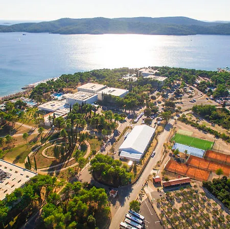 Ξενοδοχείο Amadria Park Family Jakov Σίμπενικ