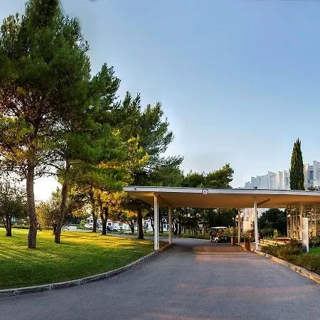 Ξενοδοχείο Amadria Park Family Jakov