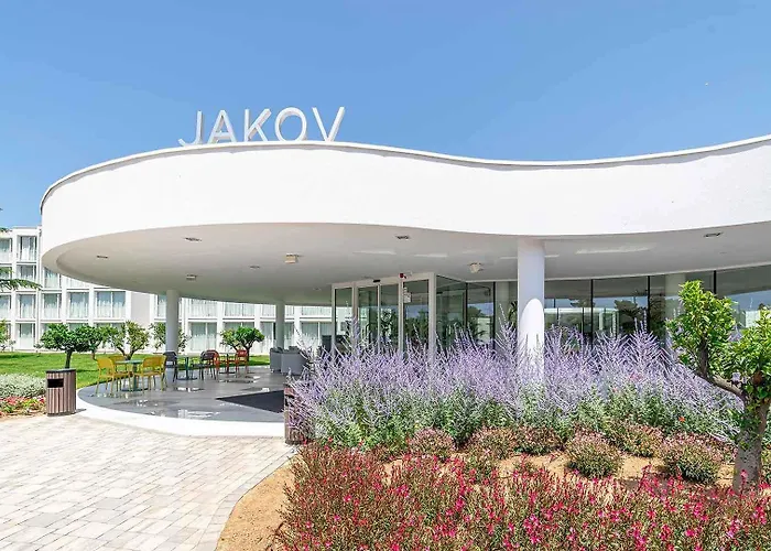 호텔 Amadria Park Family Jakov